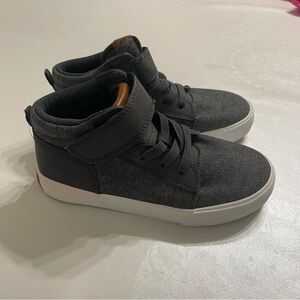 NWOT High tops H&M sneakers
